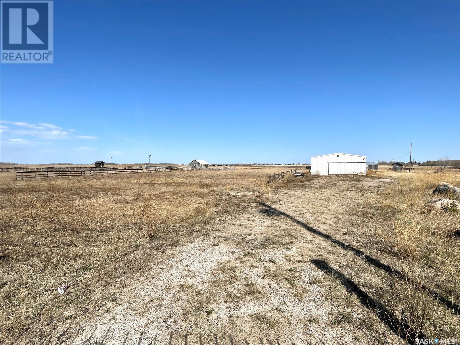 32-42 Railway Avenue W, North Battleford, Saskatchewan  S9A 2X6 - Photo 18 - SK966067