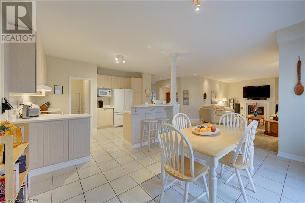 2205 Galloway Drive, Oakville, Ontario  L6H 5M1 - Photo 12 - 40573713