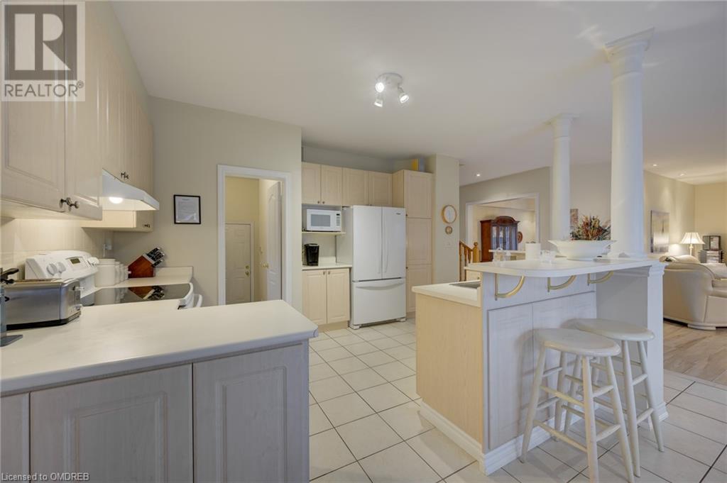 2205 Galloway Drive, Oakville, Ontario  L6H 5M1 - Photo 13 - 40573713