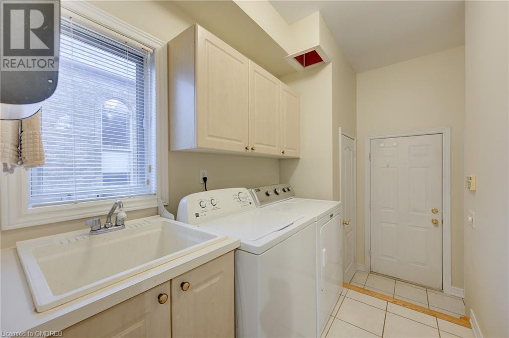2205 Galloway Drive, Oakville, Ontario  L6H 5M1 - Photo 16 - 40573713