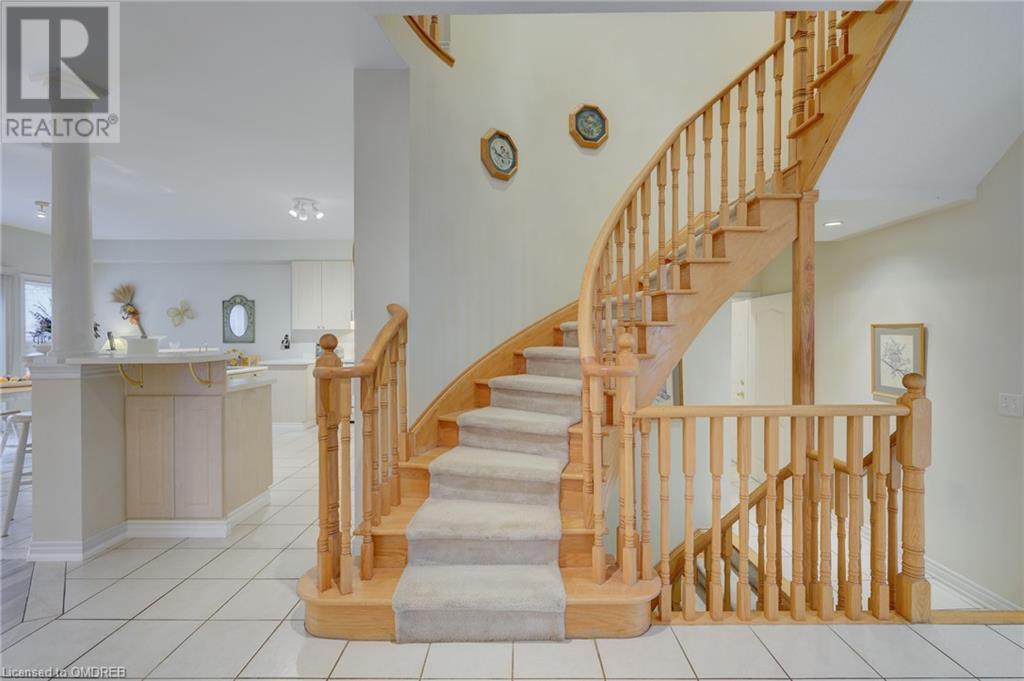 2205 Galloway Drive, Oakville, Ontario  L6H 5M1 - Photo 18 - 40573713