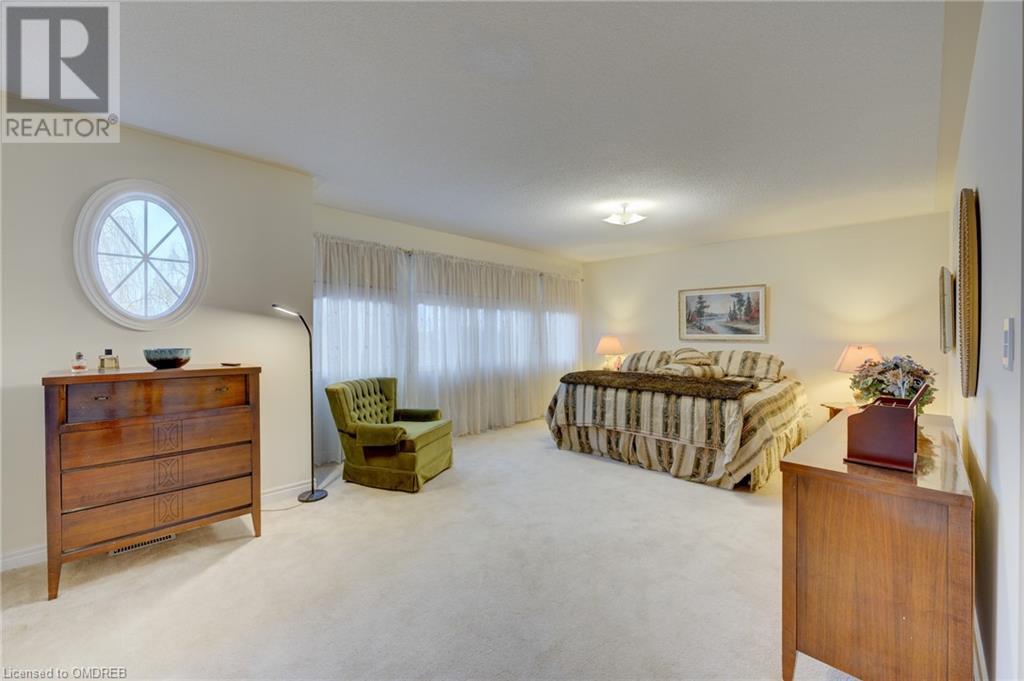 2205 Galloway Drive, Oakville, Ontario  L6H 5M1 - Photo 19 - 40573713