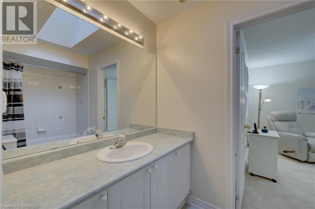 2205 Galloway Drive, Oakville, Ontario  L6H 5M1 - Photo 29 - 40573713