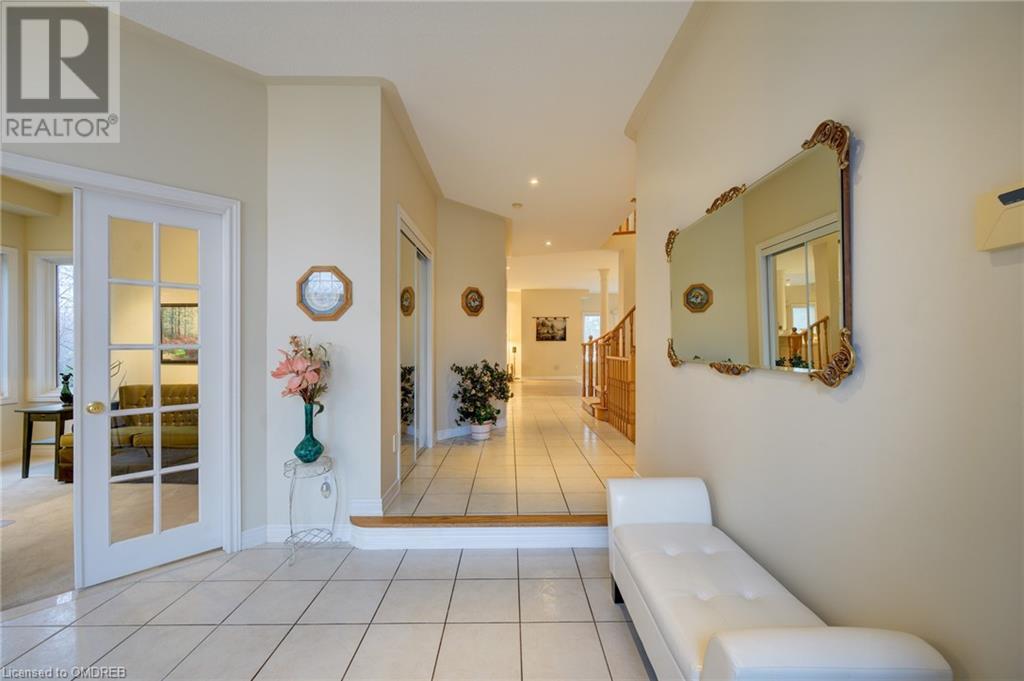 2205 Galloway Drive, Oakville, Ontario  L6H 5M1 - Photo 3 - 40573713