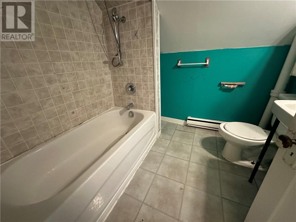 23 Whelan Street S, Westport, Ontario  K0G 1X0 - Photo 13 - 1387053