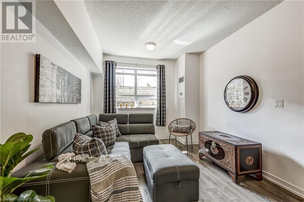 816 Lansdowne Avenue Unit# Ll08, Toronto, Ontario  M6H 4K6 - Photo 11 - 40573746