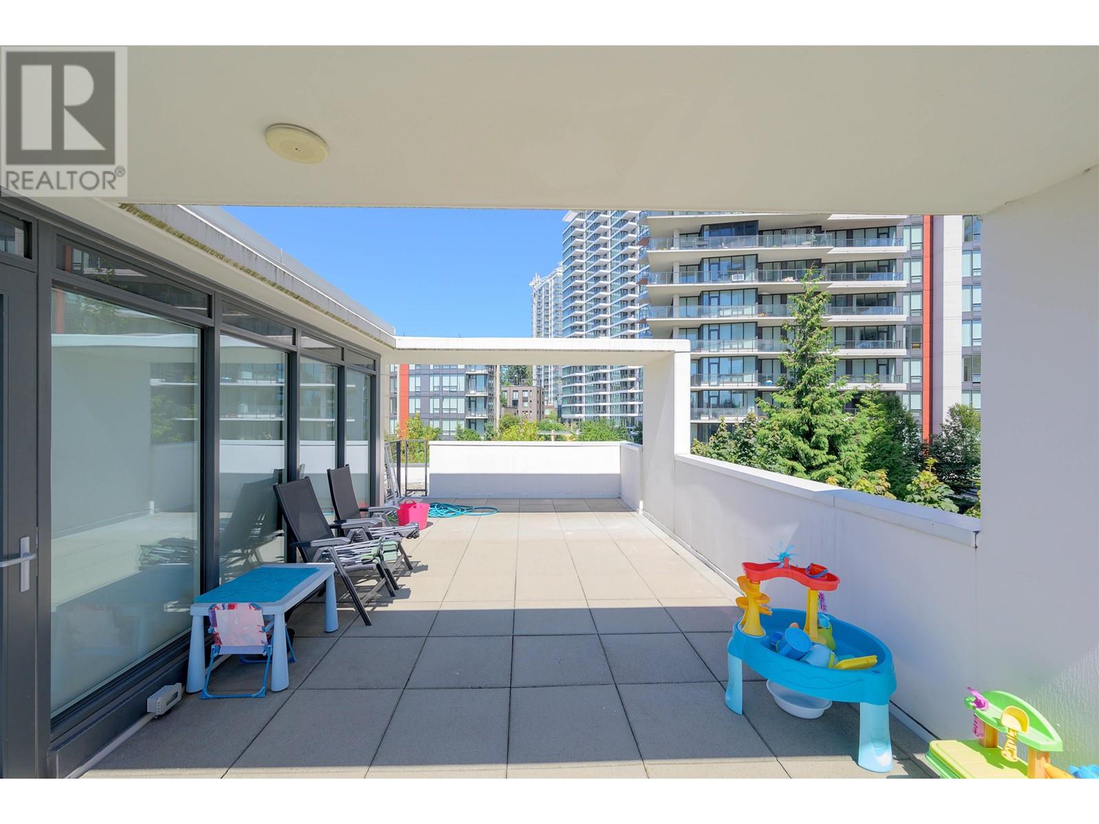 Listing Picture 31 of 34 : TH7 5687 GRAY AVENUE, Vancouver / 溫哥華 - 魯藝地產 Yvonne Lu Group - MLS Medallion Club Member
