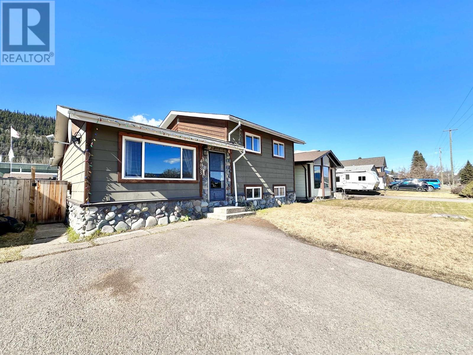 4055 ALFRED AVENUE, smithers, British Columbia