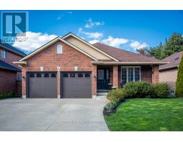 25 Evergreens Dr, Grimsby, Ca