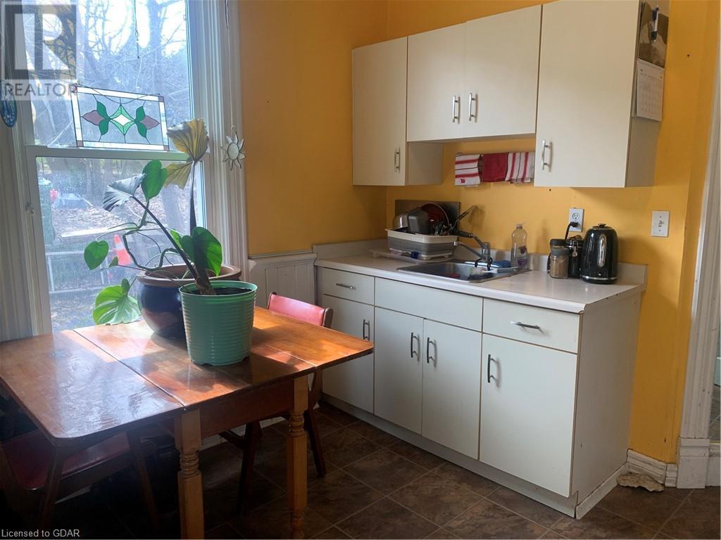 86 Dufferin Street, Guelph, Ontario  N1H 4A3 - Photo 17 - 40573788