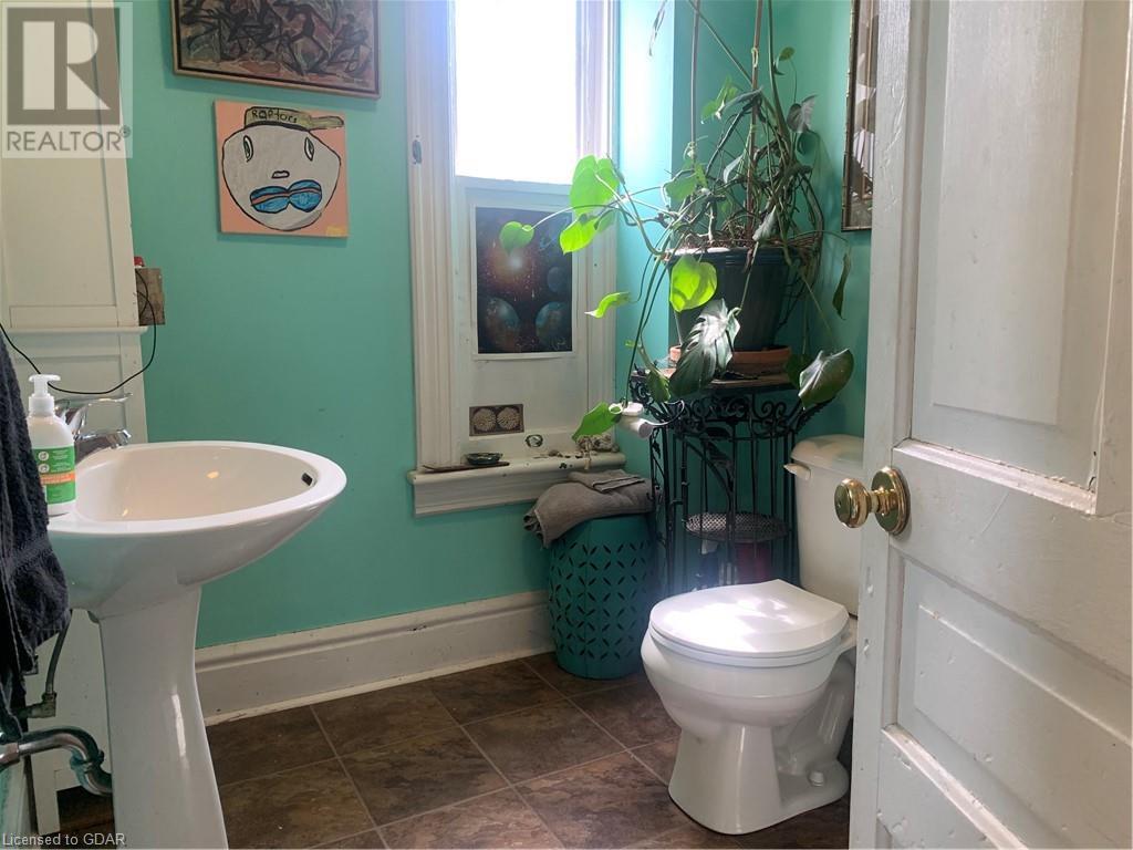 86 Dufferin Street, Guelph, Ontario  N1H 4A3 - Photo 18 - 40573788
