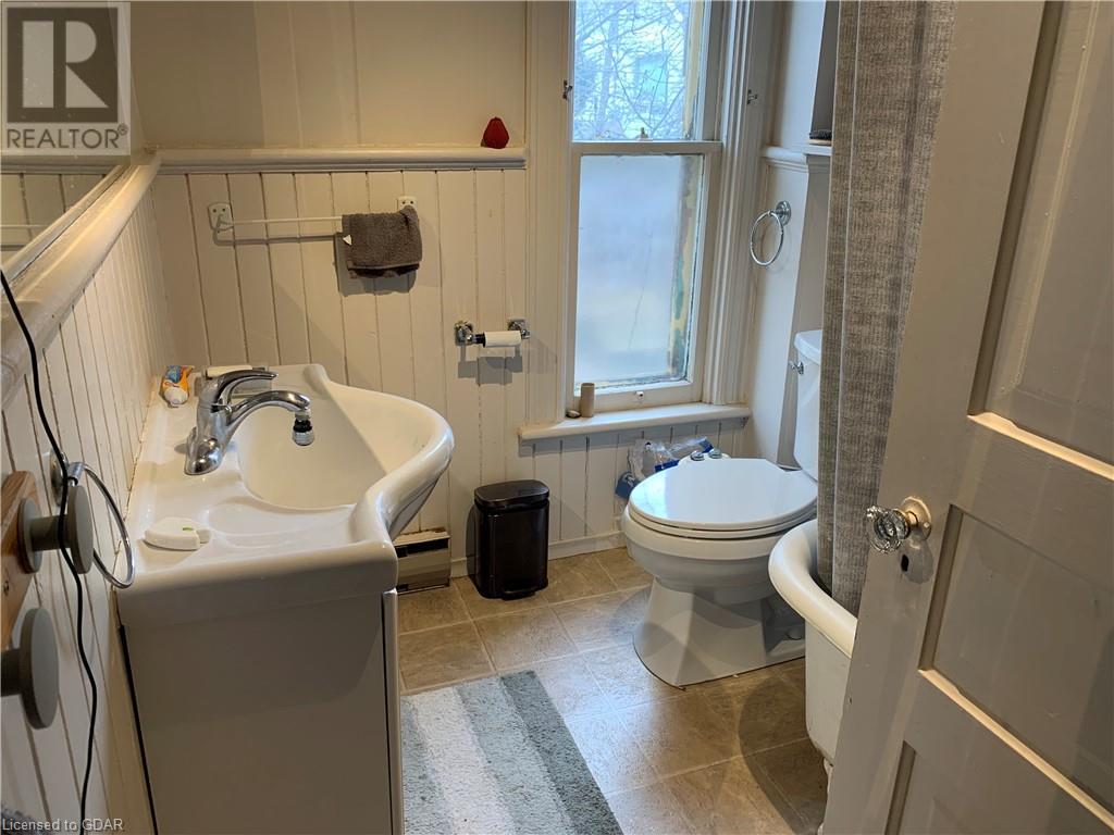 86 Dufferin Street, Guelph, Ontario  N1H 4A3 - Photo 6 - 40573788