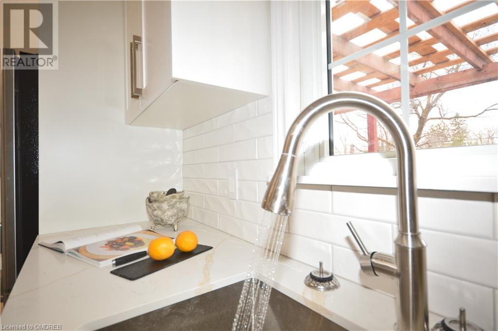 36 Linton Avenue, Ajax, Ontario  L1T 2X6 - Photo 12 - 40568443