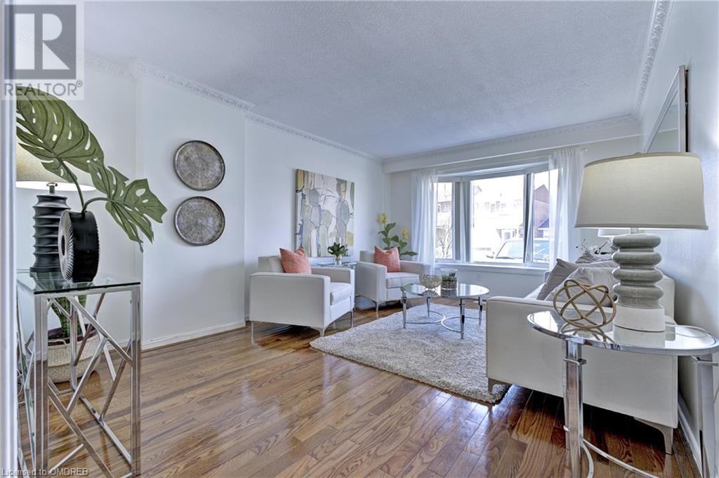 21 Brownridge Crescent, Etobicoke, Ontario  M9V 4M4 - Photo 4 - 40572247