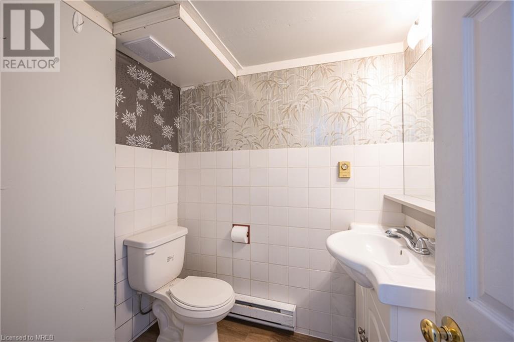 685 Frederick Street, Kitchener, Ontario  N2B 2B3 - Photo 24 - 40572275