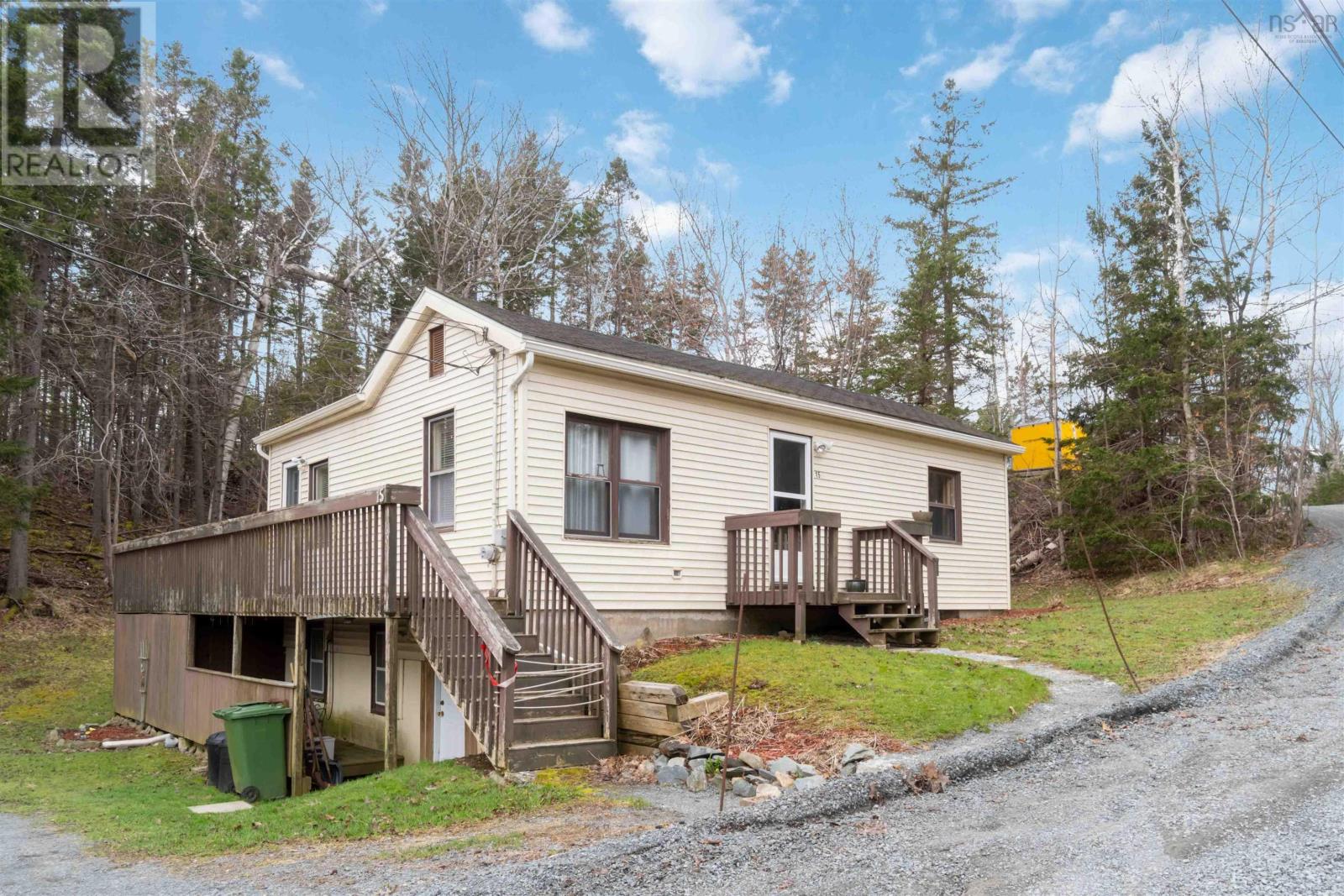 15 Greenbank Court, Dartmouth, Nova Scotia  B3B 1E7 - Photo 3 - 202407547