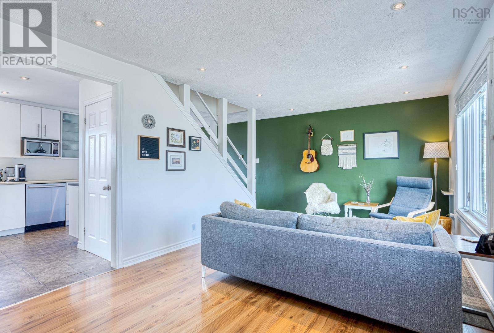 18 Pernix Court, Dartmouth, Nova Scotia  B2W 4S7 - Photo 2 - 202407551