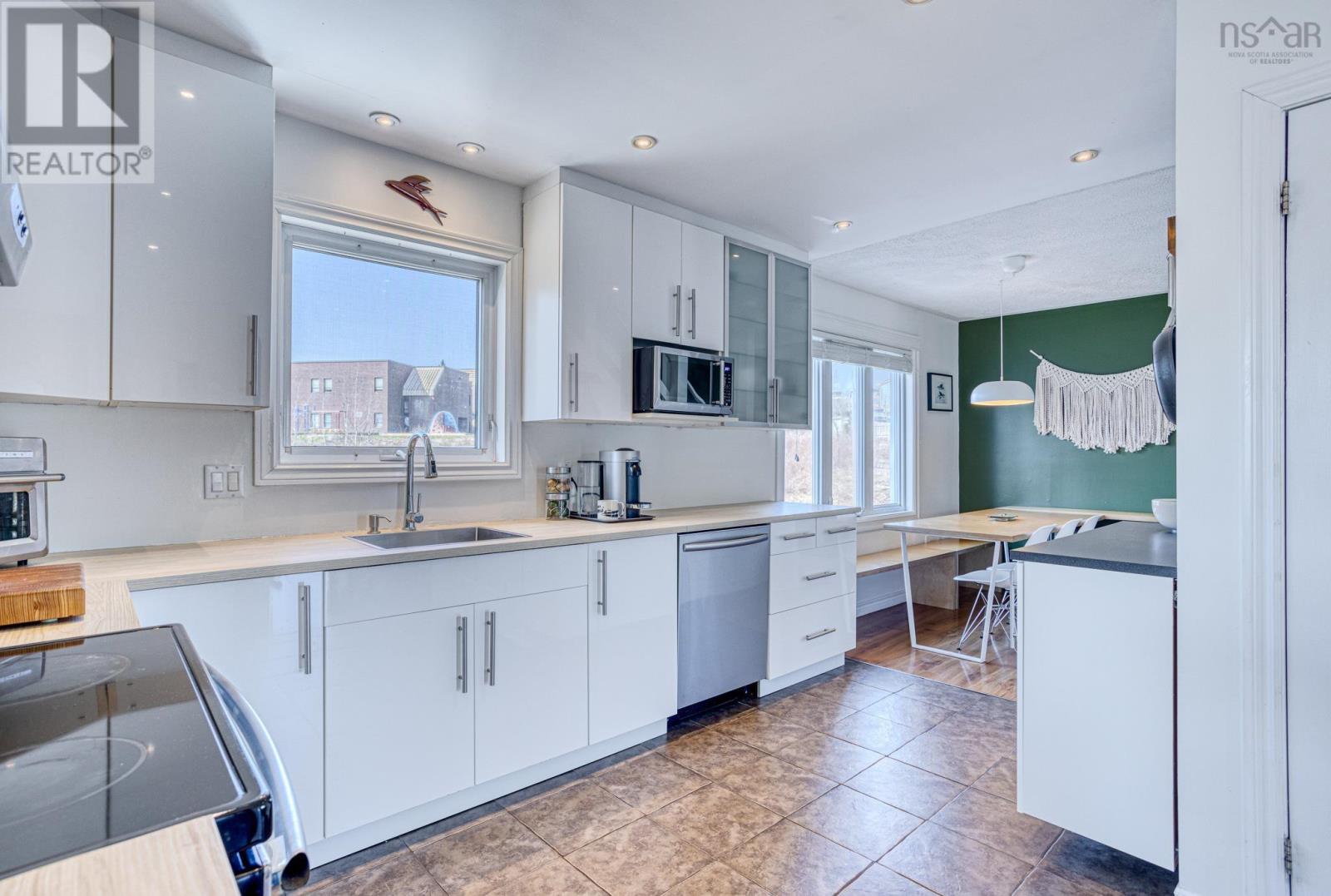 18 Pernix Court, Dartmouth, Nova Scotia  B2W 4S7 - Photo 8 - 202407551