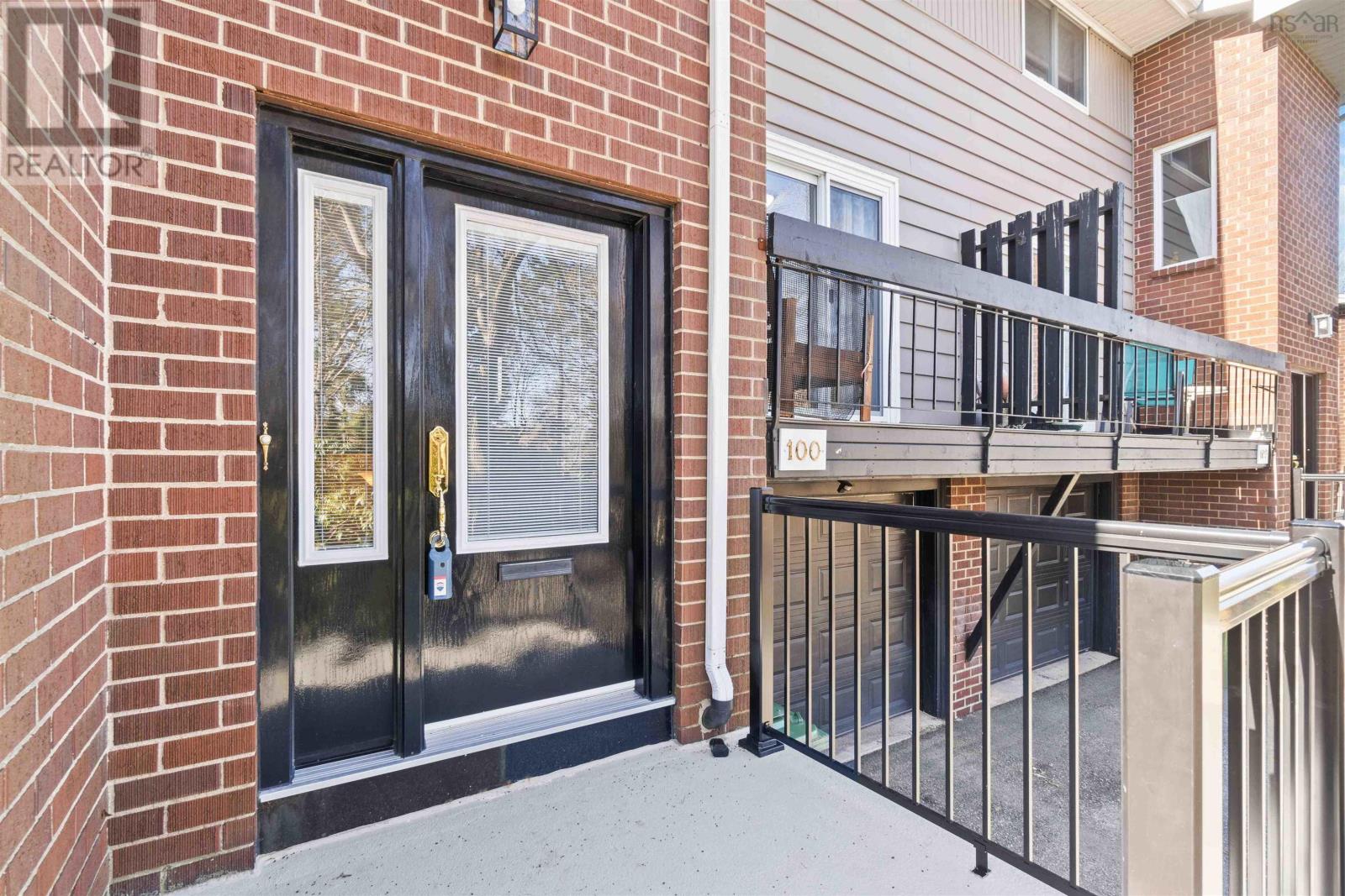 100 Stoney Brook Court, Halifax, Nova Scotia  B3M 3J7 - Photo 2 - 202407553