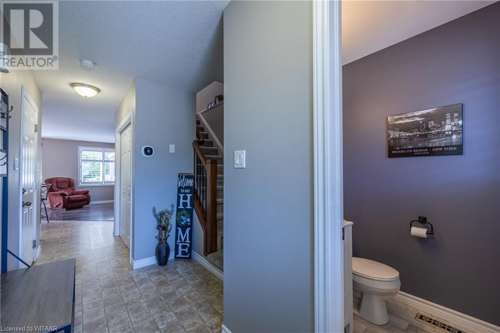 35 Langrell Avenue, Tillsonburg, Ontario  N4G 5X7 - Photo 4 - 40573586