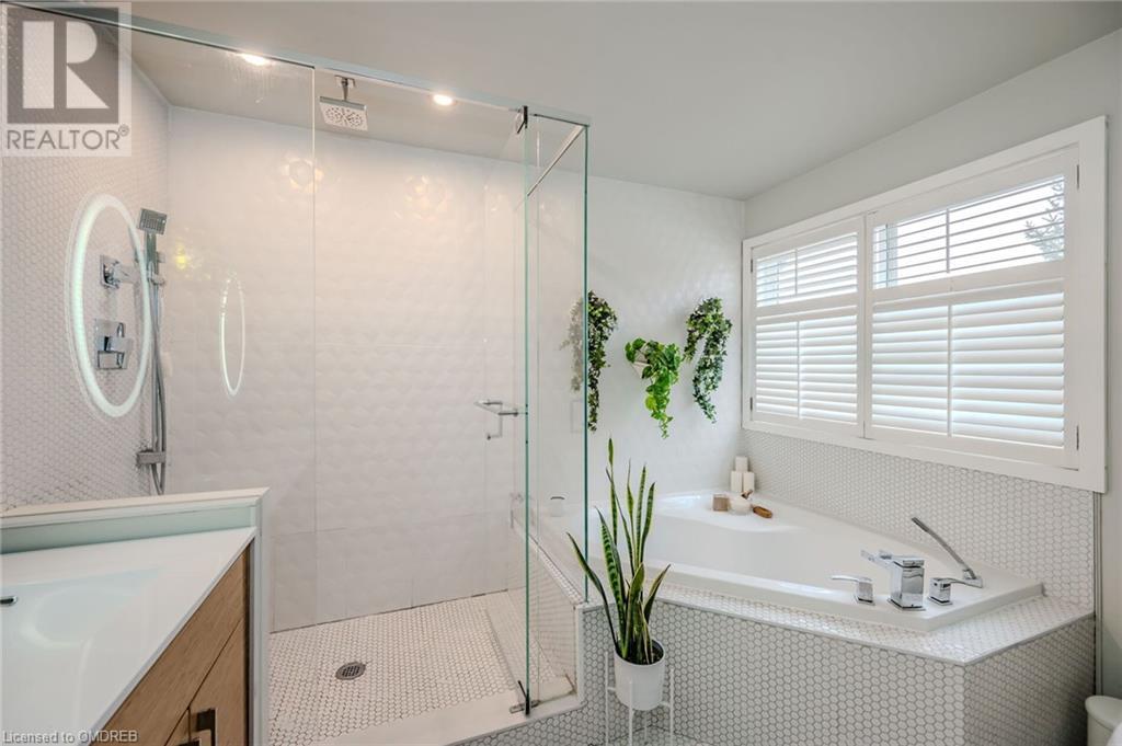 1364 Glenrose Crescent, Oakville, Ontario  L6M 3Y7 - Photo 23 - 40572517