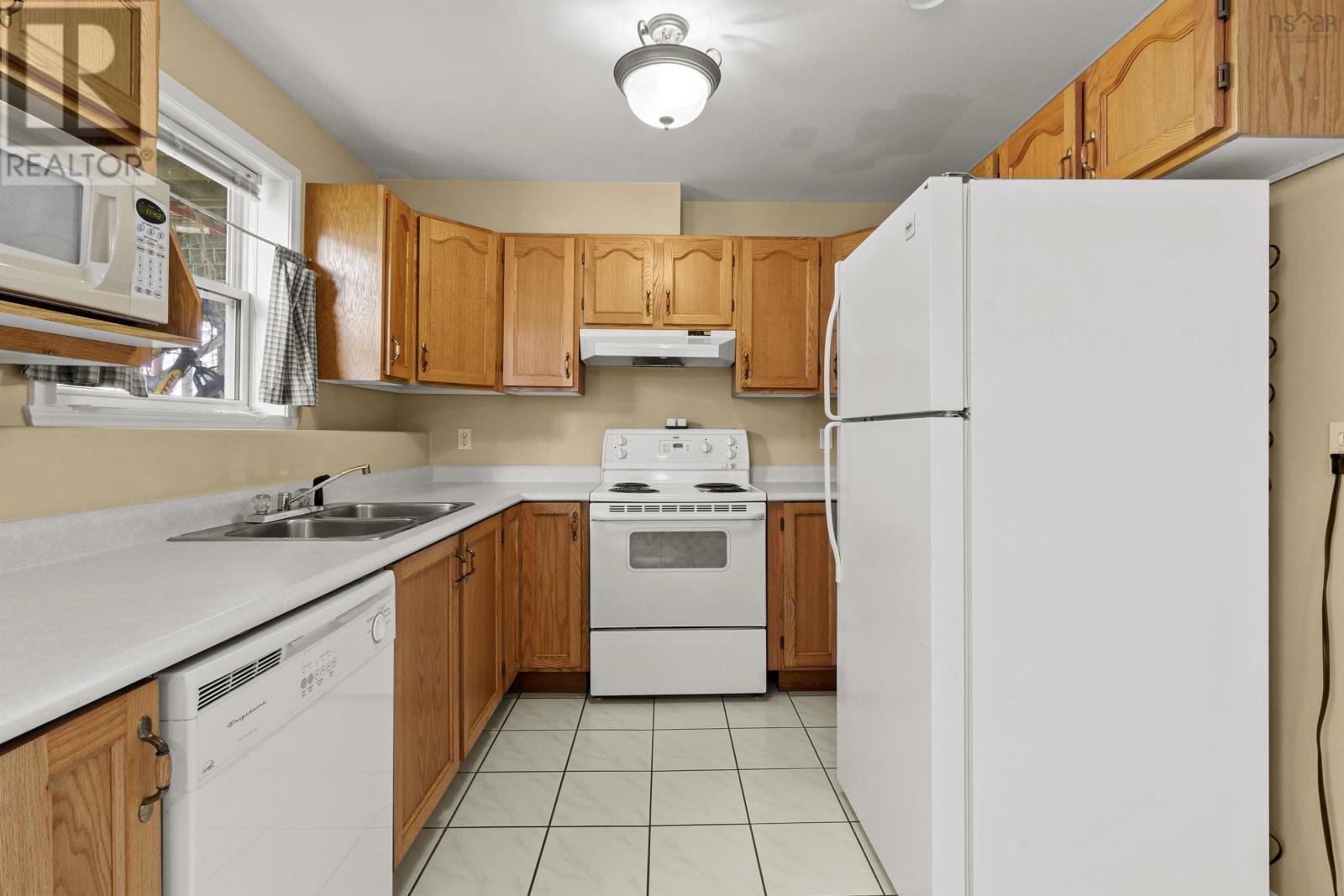 38 Chinook Court, Dartmouth, Nova Scotia  B3A 4Y4 - Photo 11 - 202407554