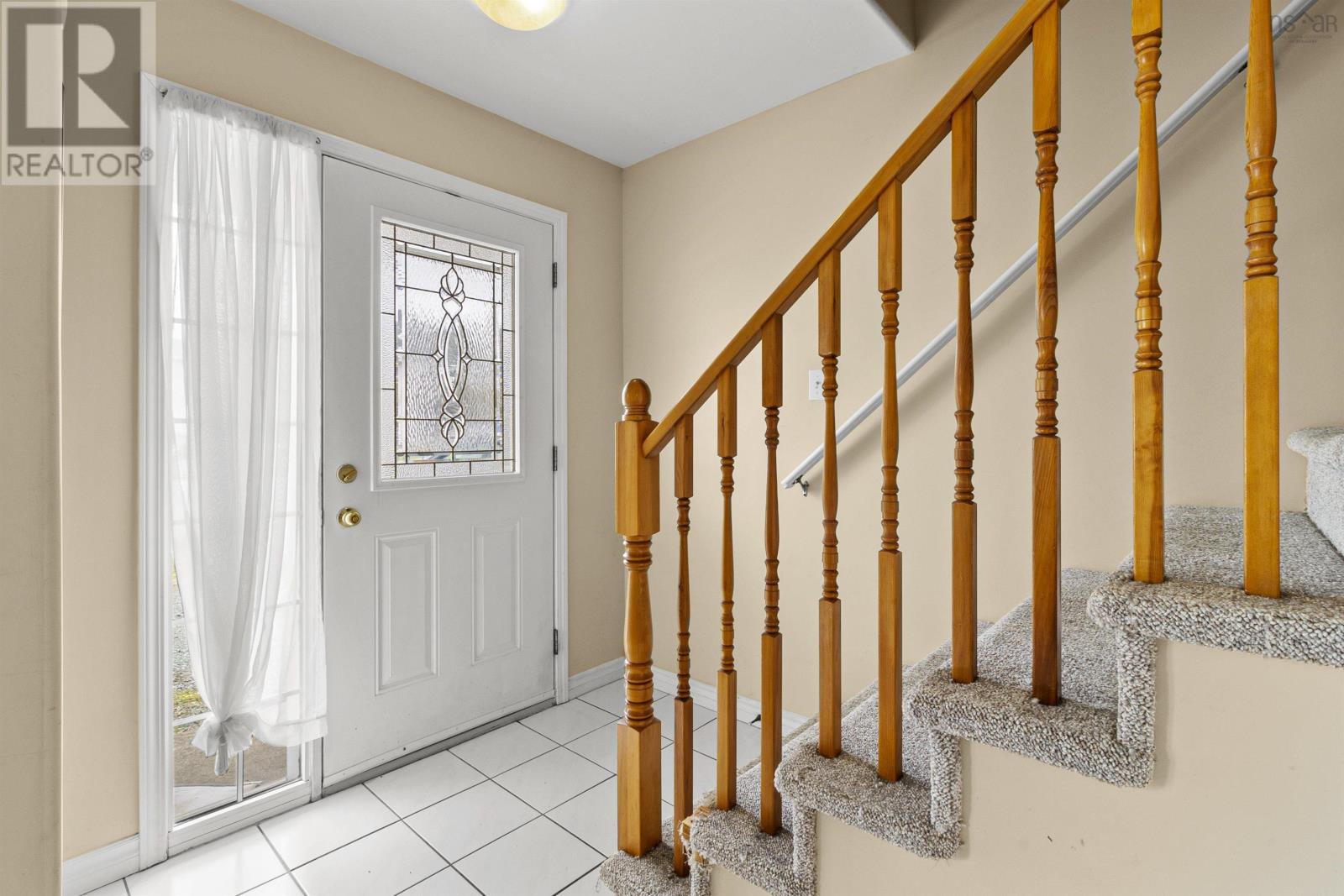 38 Chinook Court, Dartmouth, Nova Scotia  B3A 4Y4 - Photo 2 - 202407554