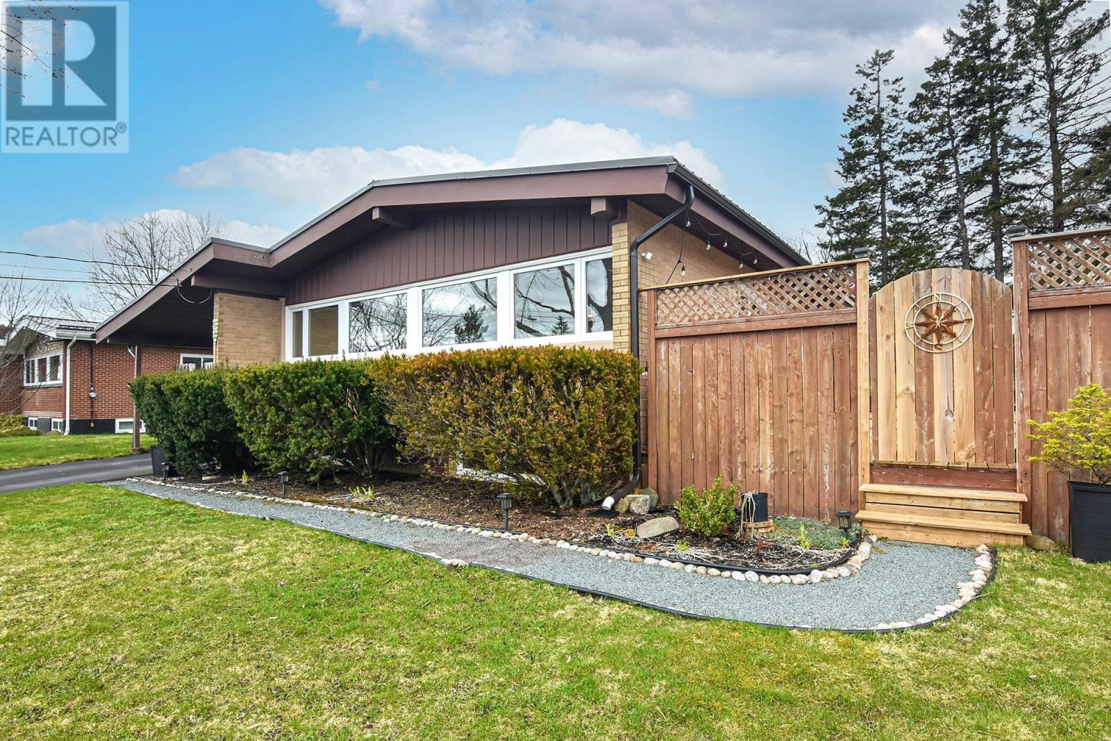 22 Muriel Avenue, Dartmouth, Nova Scotia  B2W 2E3 - Photo 3 - 202407558