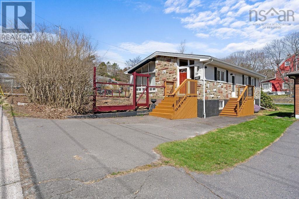 37 Kearney Lake Road, Clayton Park, Nova Scotia  B3M 2S5 - Photo 2 - 202407562