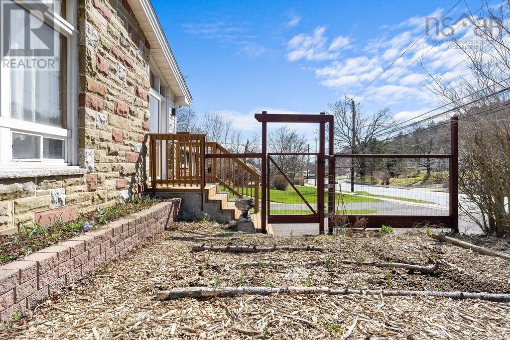 37 Kearney Lake Road, Clayton Park, Nova Scotia  B3M 2S5 - Photo 9 - 202407562