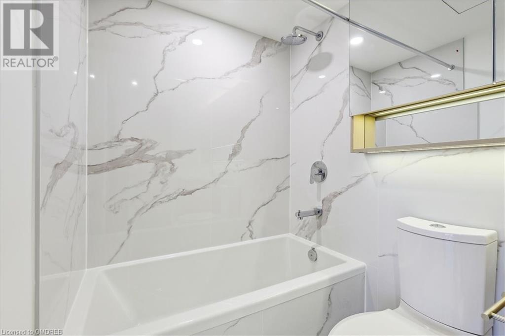 38 Widmer Street Unit# 4302, Toronto, Ontario  M5V 2E9 - Photo 33 - 40572866