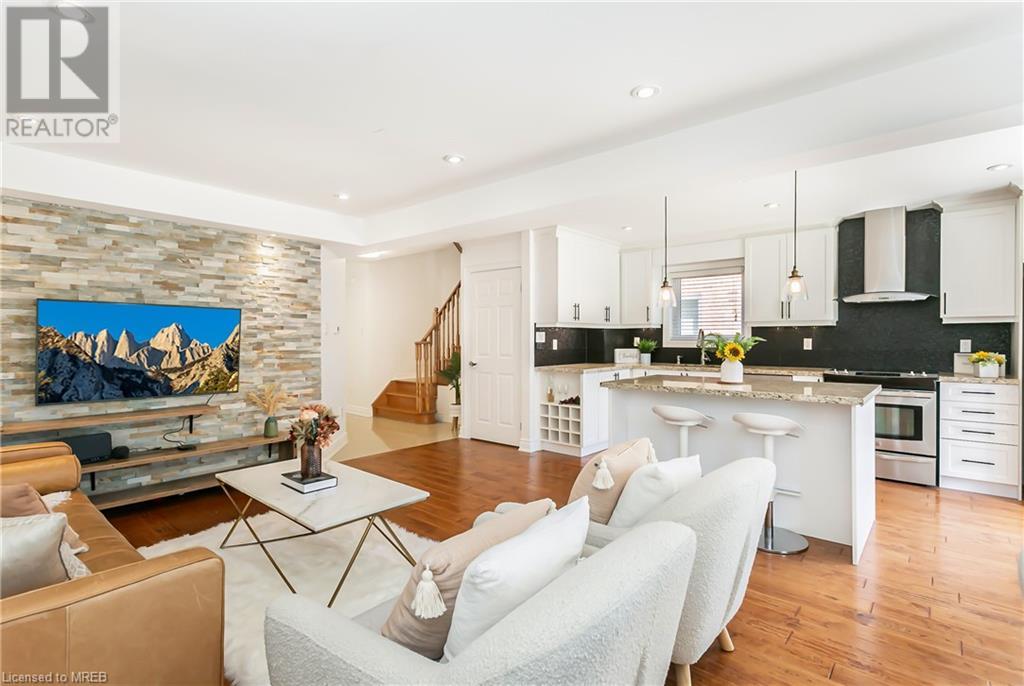 1208 Old Oak Drive, Oakville, Ontario  L6M 3K6 - Photo 14 - 40573855