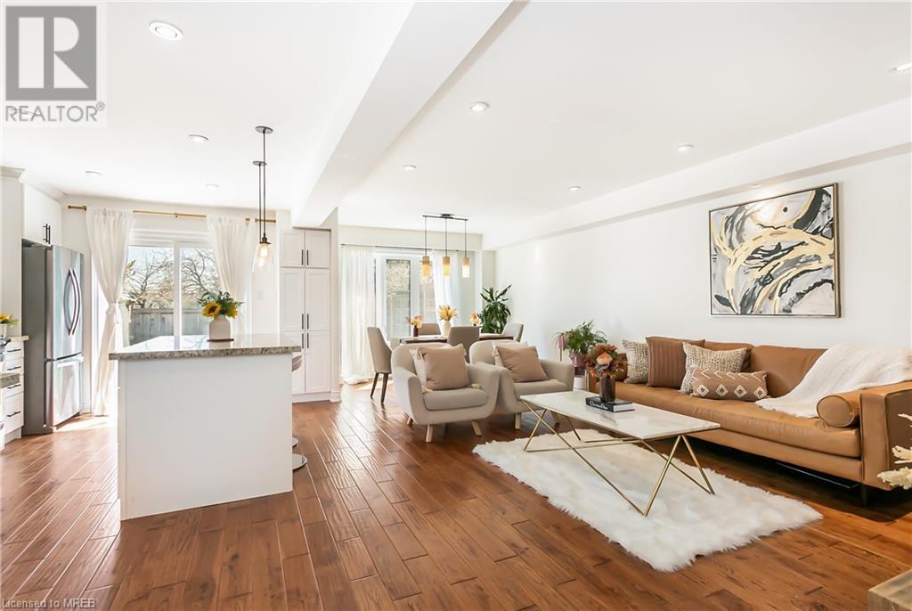 1208 Old Oak Drive, Oakville, Ontario  L6M 3K6 - Photo 6 - 40573855