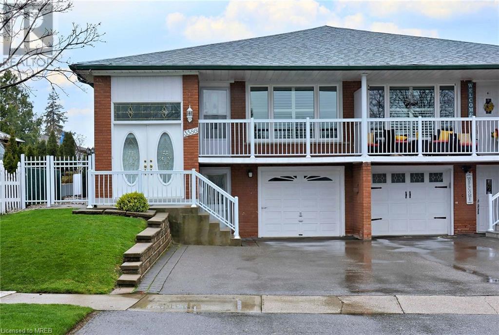 3586 Broomhill Crescent, Mississauga, Ontario  L4Y 3N6 - Photo 1 - 40572224