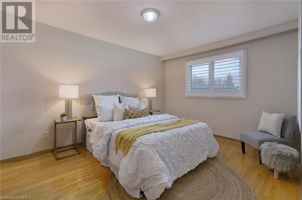 3586 Broomhill Crescent, Mississauga, Ontario  L4Y 3N6 - Photo 12 - 40572224