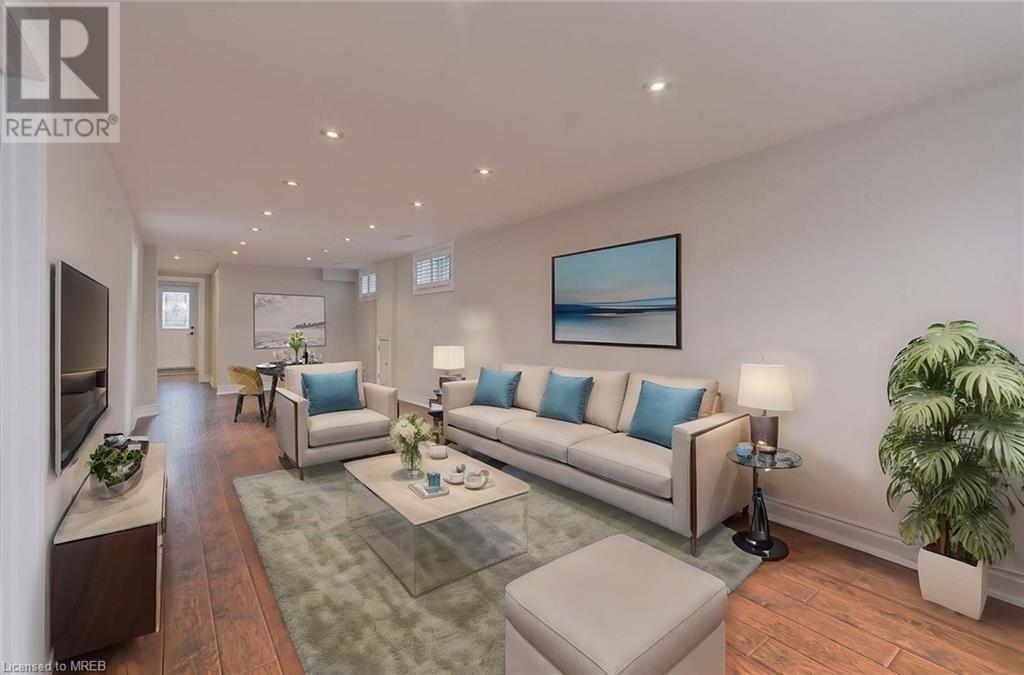 3586 Broomhill Crescent, Mississauga, Ontario  L4Y 3N6 - Photo 18 - 40572224