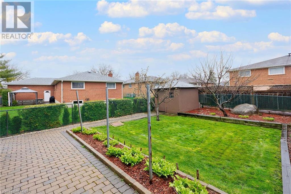 3586 Broomhill Crescent, Mississauga, Ontario  L4Y 3N6 - Photo 23 - 40572224