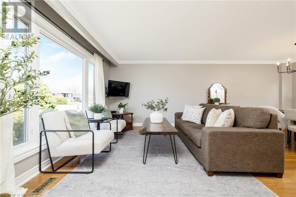 244 Laurier Avenue, Milton, Ontario  L9T 3V6 - Photo 2 - 40573892