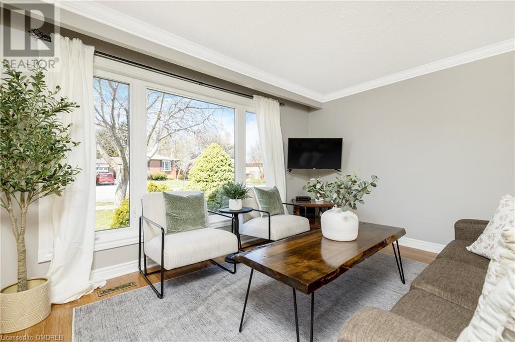 244 Laurier Avenue, Milton, Ontario  L9T 3V6 - Photo 3 - 40573892