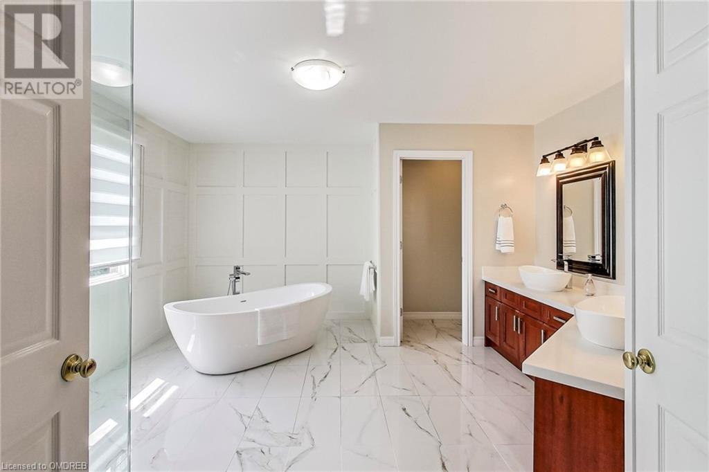 1468 Tanner Court, Oakville, Ontario  L6M 2Z3 - Photo 21 - 40573799