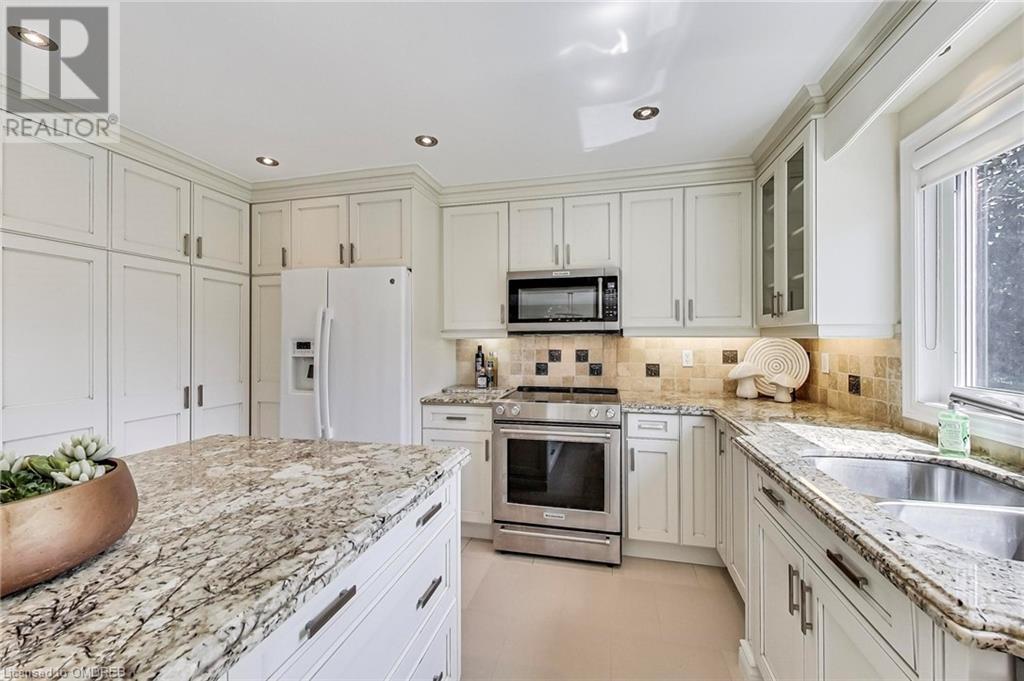 1468 Tanner Court, Oakville, Ontario  L6M 2Z3 - Photo 8 - 40573799