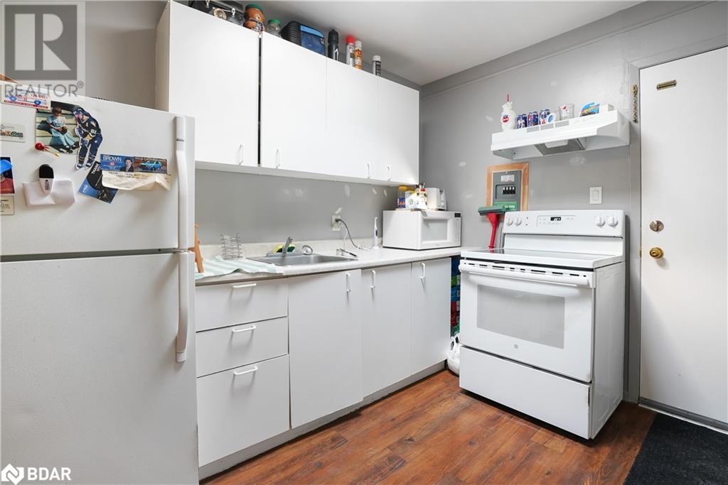 54 Maple Avenue Unit# C & D, Barrie, Ontario  L4N 1R8 - Photo 40 - 40571311