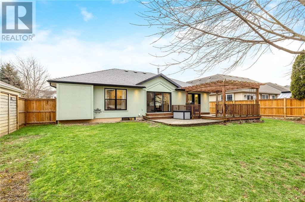 16 Grange Crescent, Niagara-On-The-Lake, Ontario  L0S 1J0 - Photo 47 - 40573840