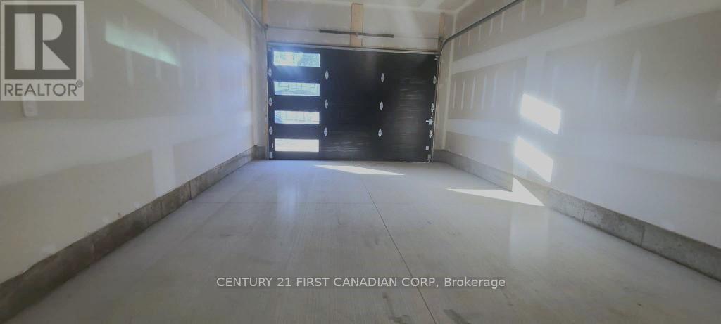103 Marconi Crt, London, Ontario  N5V 5G2 - Photo 24 - X8246906