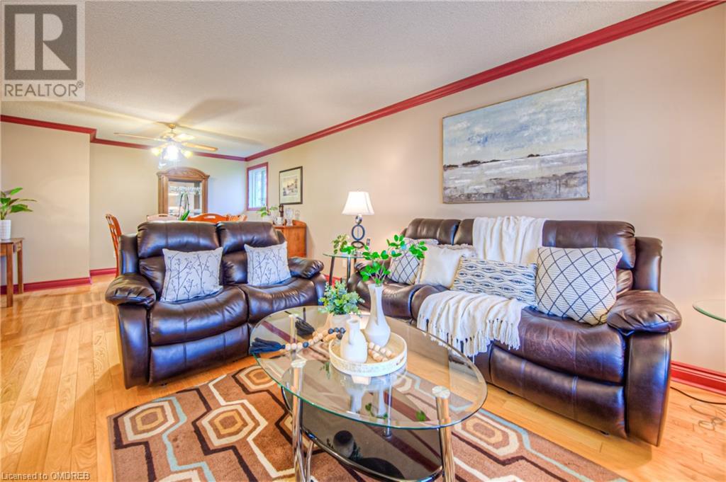 1226 Owen Court, Oakville, Ontario  L6H 1V3 - Photo 8 - 40573155