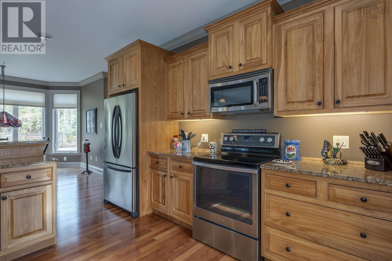 678 Highway 2, Elmsdale, Nova Scotia  B2S 1C9 - Photo 19 - 202407608