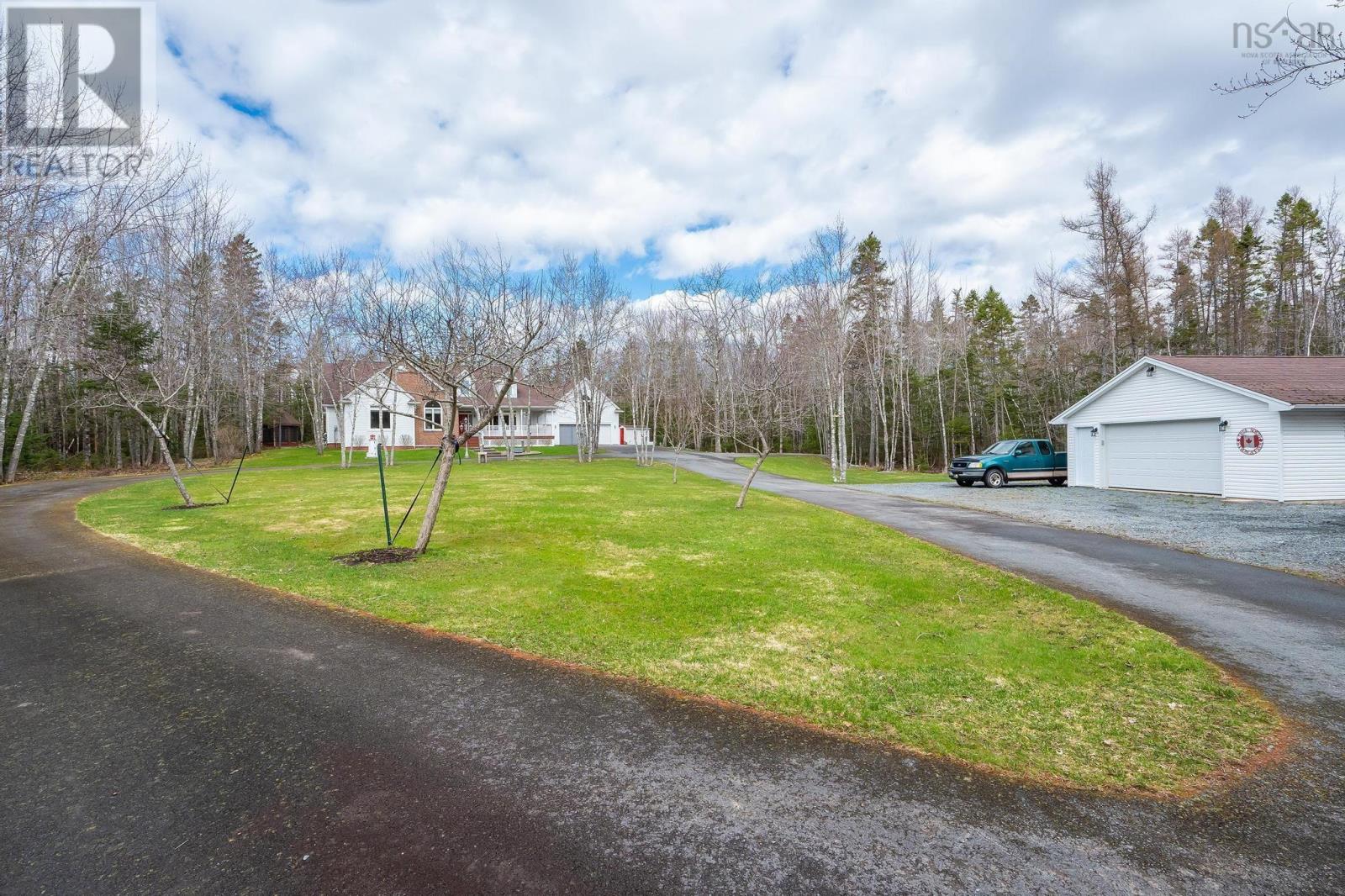 678 Highway 2, Elmsdale, Nova Scotia  B2S 1C9 - Photo 49 - 202407608