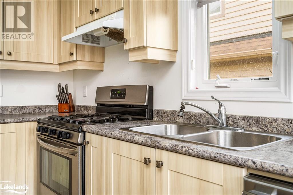 54 Hughes Street, Collingwood, Ontario  L9Y 0W7 - Photo 17 - 40574031