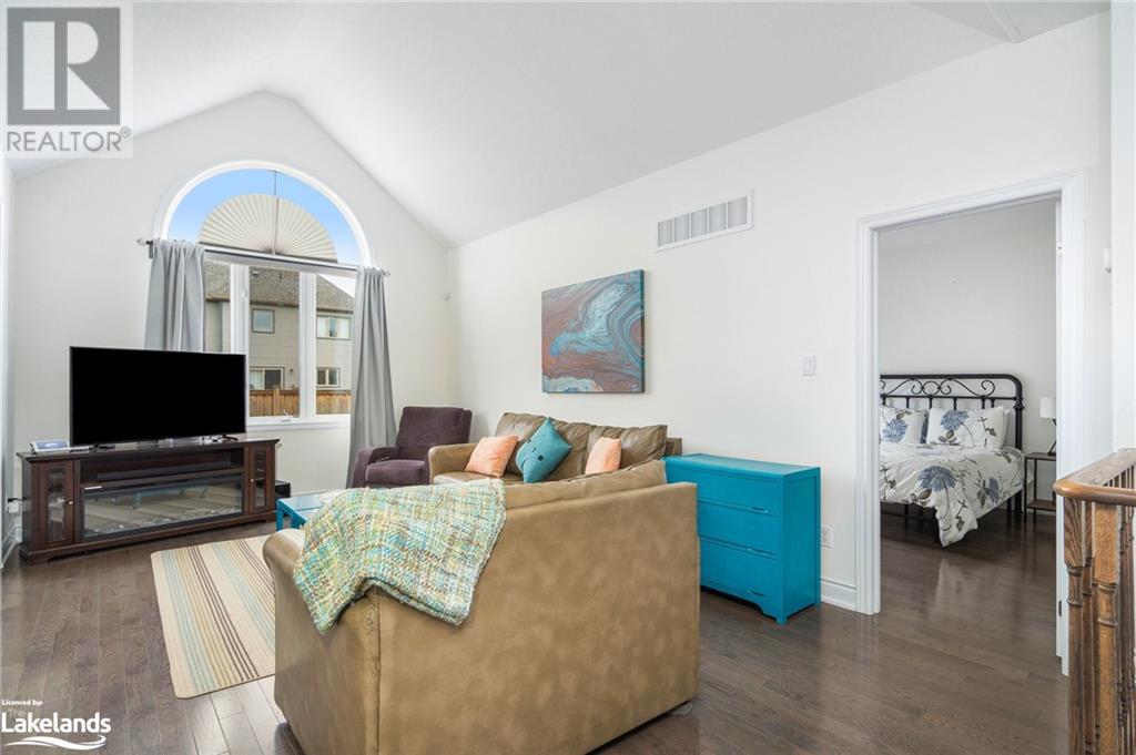 54 Hughes Street, Collingwood, Ontario  L9Y 0W7 - Photo 5 - 40574031