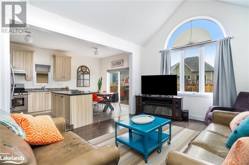 54 Hughes Street, Collingwood, Ontario  L9Y 0W7 - Photo 8 - 40574031